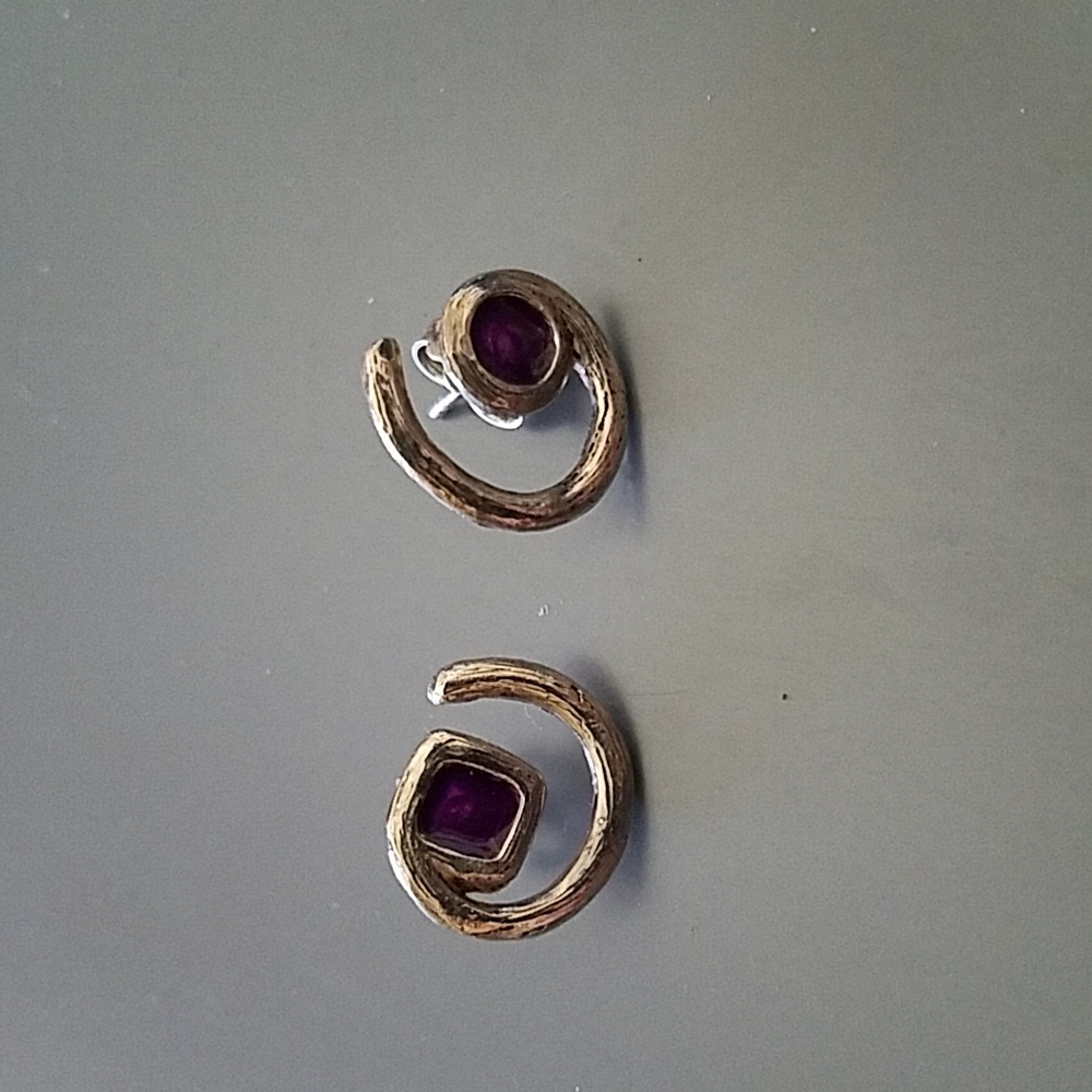 Asymmetrical silver post earrings NWOT